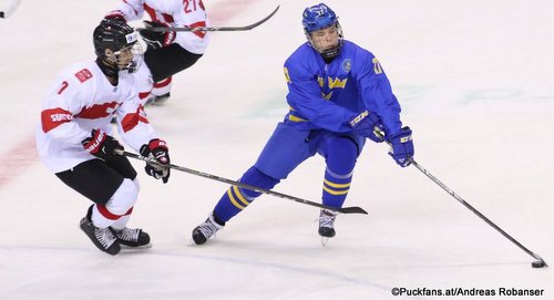 IIHF U18 World Championship SWE - SUI Stéphane Patry #7, Jonatan Berggren #17 Arena Magnitogorsk ©Puckfans.at/Andreas Robanser