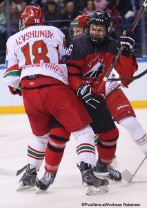 IIHF U18 World Championship CAN - BLR Allan McShane #16, Kirill Levshunov #18 Arena Magnitogorsk ©Puckfans.at/Andreas Robanser
