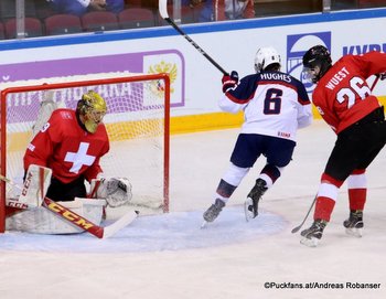 IIHF U18 World Championship SUI - USA Akira Schmid #29, Simon Wüest #26,  Jack Hughes #6 Arena Magnitogorsk  ©Puckfans.at/Andreas Robanser