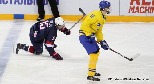 IIHF U18 World Championship USA - SWE  Bode Wilde #15, Oscar Bäck #11 Arena Metallurg, Magnitogorsk  ©Puckfans.at/Andreas Robanser