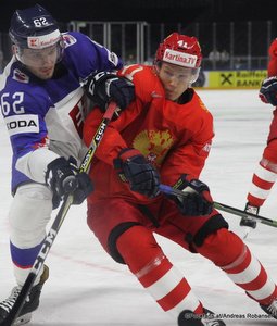 IIHF World Championship  RUS - SVK Christian Jaros #62, Nikita Soshnikov #41 Royal Arena, Copenhagen ©Puckfans.at/Andreas Robanser