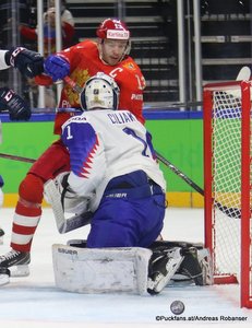 IIHF World Championship  RUS - SVK Pavel Datsyuk  #13, Marek Ciliak #1 Royal Arena, Copenhagen ©Puckfans.at/Andreas Robanser