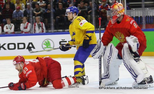 IIHF World Championship RUS - SWE Nikita Nesterov #89, Viktor Arvidsson #33, Vasili Koshechkin #83 Royal Arena, Copenhagen ©Puckfans.at/Andreas Robanser