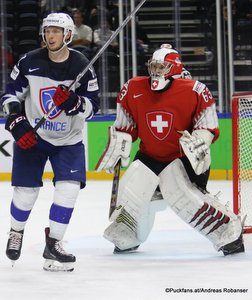 IIHF World Championship SUI - FRA Anthony Rech #81, Leonardo Genoni #63 Royal Arena, Copenhagen ©Puckfans.at/Andreas Robanser