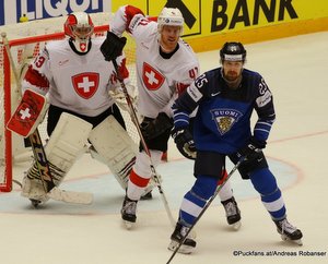 IIHF World Championship QF: FIN - SUI Leonardo Genoni #63, Mirco Müller #41, Pekka Jormakka #25 Jyske Bank Boxen, Herning ©Puckfans.at/Andreas Robanser