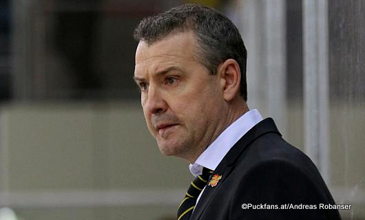 Head Coach Serge Aubin ©Puckfans.at/Andreas Robanser