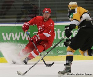 KHL Pre-Game Spartak Moskau - WEV Lions Dmitri Kalinin Sportareal Leithana ©Puckfans.at/Andreas Robanser