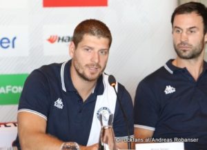 KHL Press Conference KHL World Games Michal Sersen, Kyle Chipchura Slovan Bratislava ©Puckfans.at/Andreas 