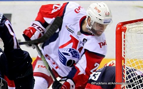 Max Talbot #25, Lokomotiv Yaroslavl  KHL Season 2016-17 ©Puckfans.at/Andreas Robanser