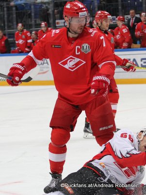 Spartak Moskau Season 2017-18 Dmitri Kalinin #7 ©Puckfans.at/Andreas Robanser