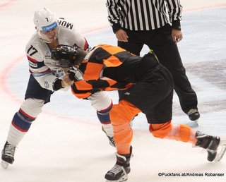 Energie Icehockey Trophy 2018 Graz 99ers - HK Nitra Kevin Moderer #72, Kenney Morrison #17 Eishalle Liebenau ©Puckfans.at/Andreas Robanser