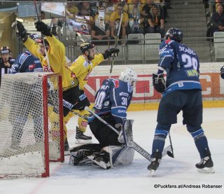 Vienna Capitals - Fehervar AV19 Benjamin Nissner #70, Mac Carruth #30, Daniel Szabo #28 ©Puckfans.at/Andreas Robanser