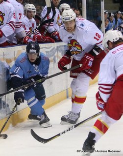 HC Slovan Bratislava - Jokerit Helsinki Patrik Virta #11, Marko Anttila #12 ©Puckfans.at/Andreas Robanser