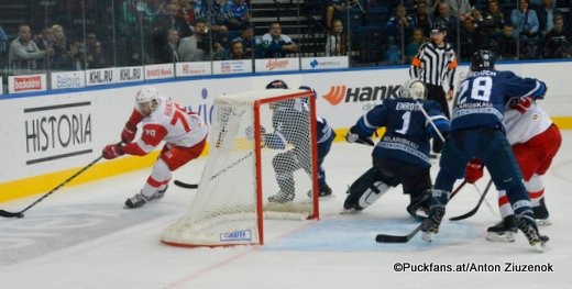 Dinamo Minsk - Spartak Moskau Robin Hanzl #78, Jhonas Enroth #1, Patrick Wiercioch #28 ©Puckfans.at/Anton Ziuzenok