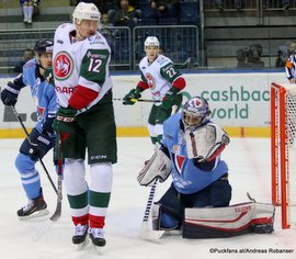 HC Slovan Bratislava - Ak Bars Kazan Mikhail Glukhov #12, Jakub Stepanek #30 ©Puckfans.at/Andreas Robanser
