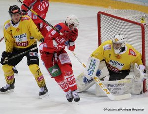 Vienna Capitals - EC KAC Thomas Koch #18, Jean-Philippe Lamoureux #1 ©Puckfans.at/Andreas Robanser