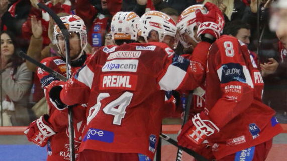 Der KAC schlägt auch den Meister